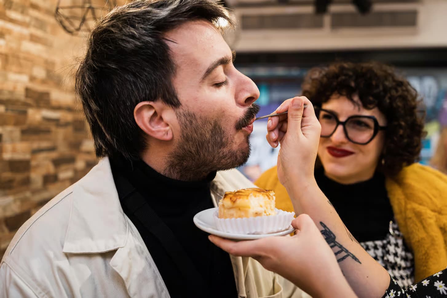 Tapas, Sips & Neighbourhood Walk in Barcelona